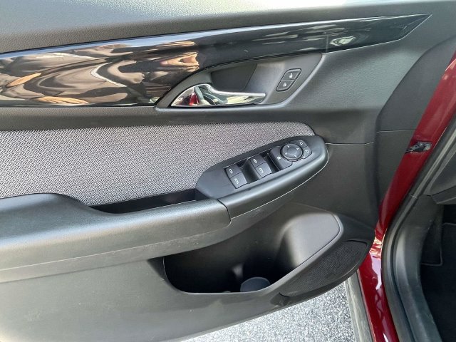 Used 2025 Chevrolet TrailBlazer LT AWD/4WD image 16