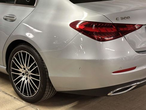 Used 2022 Mercedes-Benz C 300 4MATIC Sedan w/ Pinnacle Trim Package image 11