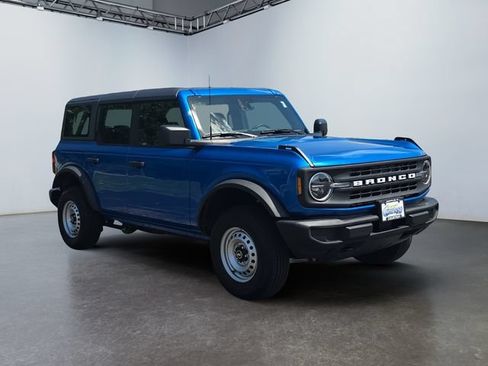Used 2025 Ford Bronco 4-Door AWD/4WD image 7