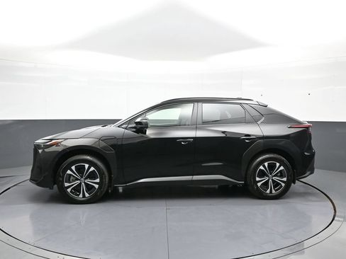 Certified 2024 Toyota bZ4X AWD w/ Weather Package image 9
