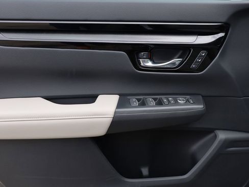 Used 2026 Honda CR-V EX-L image 10