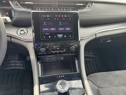 Used 2023 Jeep Grand Cherokee L Laredo AWD/4WD image 25