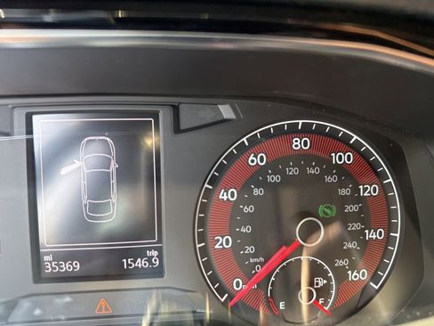Used 2019 Volkswagen Jetta SE FWD image 13