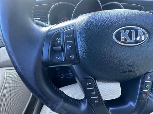 Used 2013 Kia Optima EX image 22