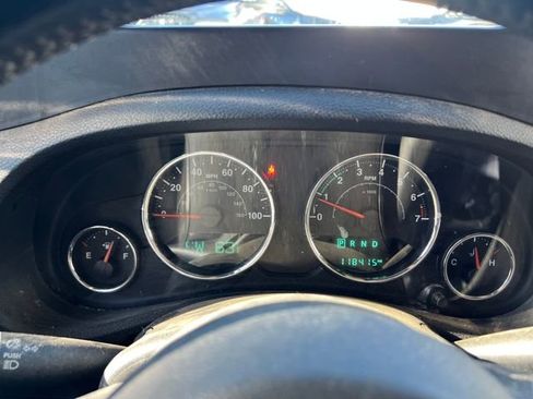 Used 2018 Jeep Wrangler Unlimited Sport S image 12