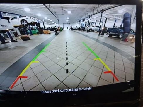 Used 2024 Ford Expedition Limited image 27