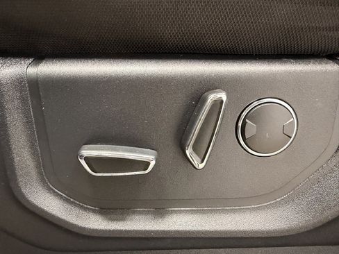 Used 2016 Ford F150 XLT w/ Equipment Group 302A Luxury image 28