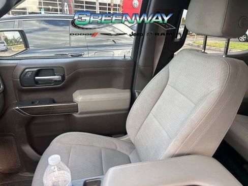 Used 2022 Chevrolet Silverado 1500 LT image 18