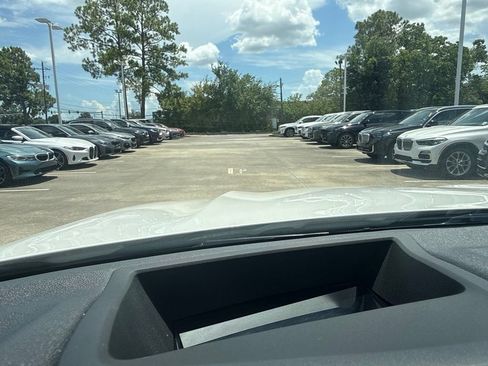 Used 2023 BMW X5 sDrive40i w/ Premium Package RWD image 18