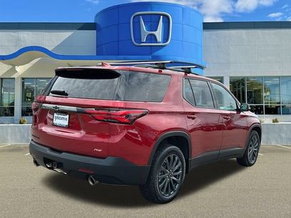Used 2023 Chevrolet Traverse RS
