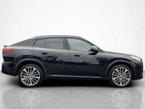 Used 2025 BMW X2 xDrive28i w/ Technology Package AWD/4WD image 6
