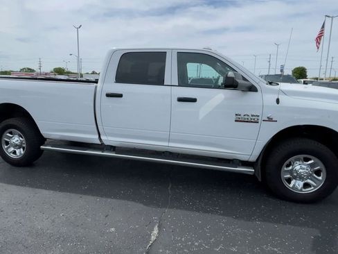 Used 2018 RAM 3500 Tradesman w/ Chrome Appearance Group AWD/4WD image 3
