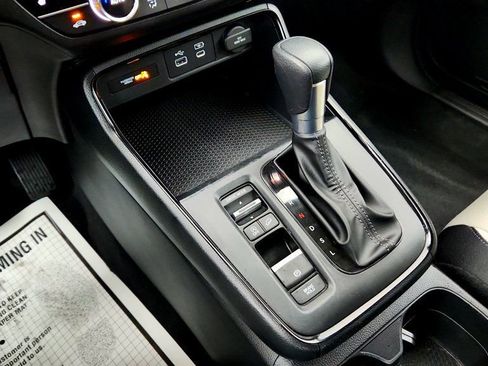 Used 2025 Honda CR-V EX image 18