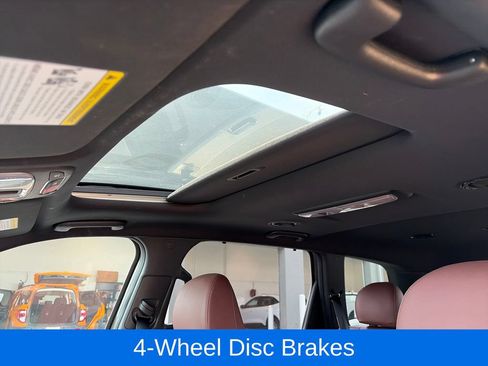 Used 2024 Kia Telluride EX w/ EX Captain's Chair Package AWD/4WD image 26