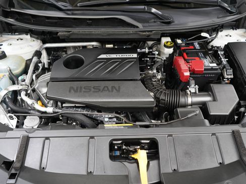 Used 2023 Nissan Rogue SV AWD/4WD image 32
