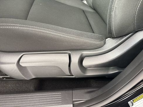 Used 2023 Nissan Rogue S FWD image 14