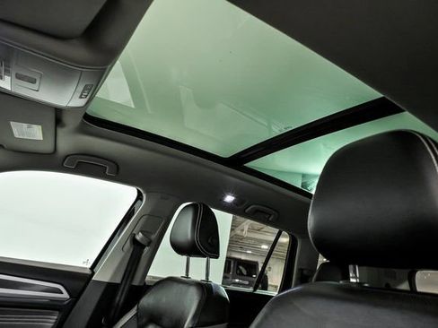 Certified 2023 Volkswagen Atlas SEL Premium image 14