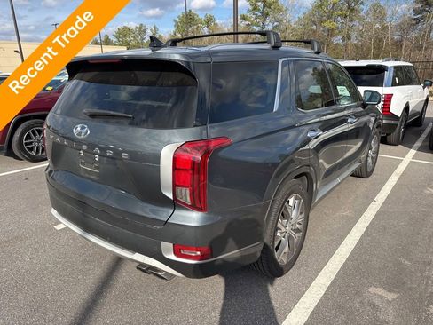 Used 2022 Hyundai Palisade Limited image 3
