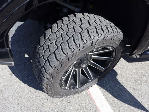 Used 2023 GMC Sierra 1500 AT4 w/ AT4 Premium Package image 43