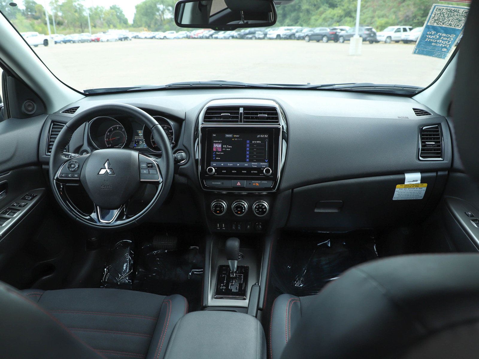 Used 2026 Mitsubishi Outlander Sport SE AWD/4WD image 13