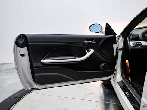 Used 2006 BMW M3 Convertible image 84