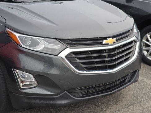 Used 2018 Chevrolet Equinox LT FWD image 3