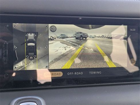 Used 2024 Land Rover Defender 110 X-Dynamic SE image 10