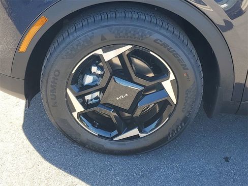 New 2026 Kia Sportage EX image 30