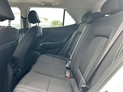 Used 2026 Hyundai Venue SEL FWD image 20