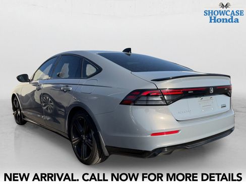 Used 2023 Honda Accord Sport image 4