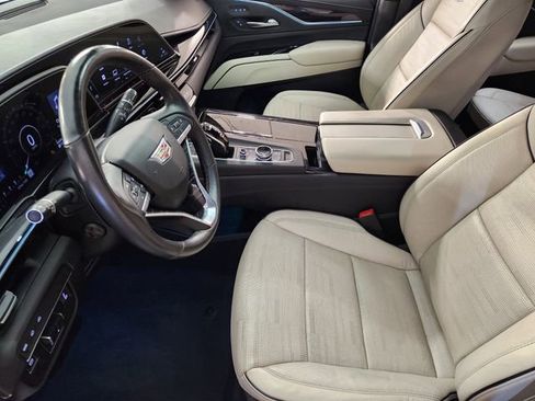 Used 2021 Cadillac Escalade Sport w/ Driver Assist Tech Package image 14