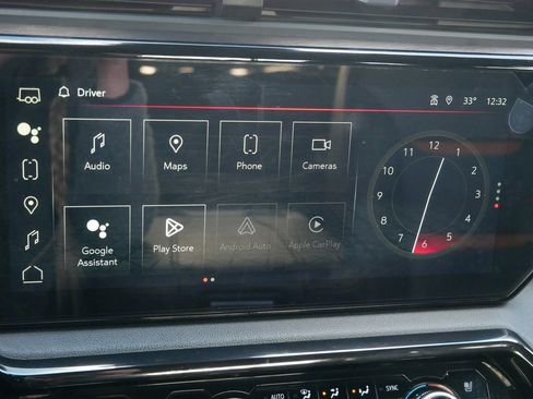 Used 2024 GMC Sierra 1500 AT4 w/ Technology Package image 24