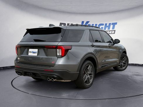 Certified 2026 Ford Explorer ST AWD/4WD image 5