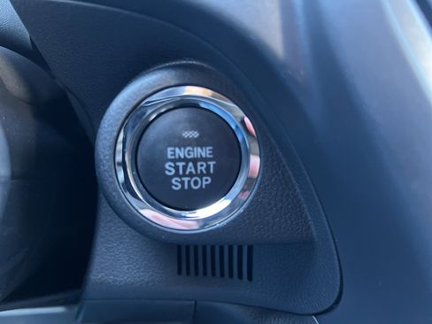 Certified 2025 Subaru Forester Limited image 17