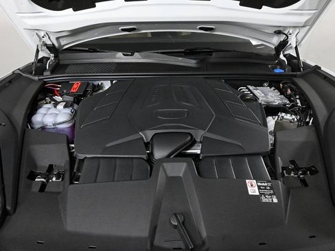 Certified 2026 Porsche Cayenne Coupe AWD/4WD image 36