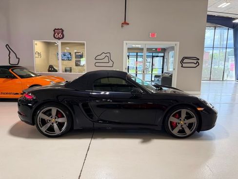 Used 2018 Porsche 718 Boxster S RWD image 69
