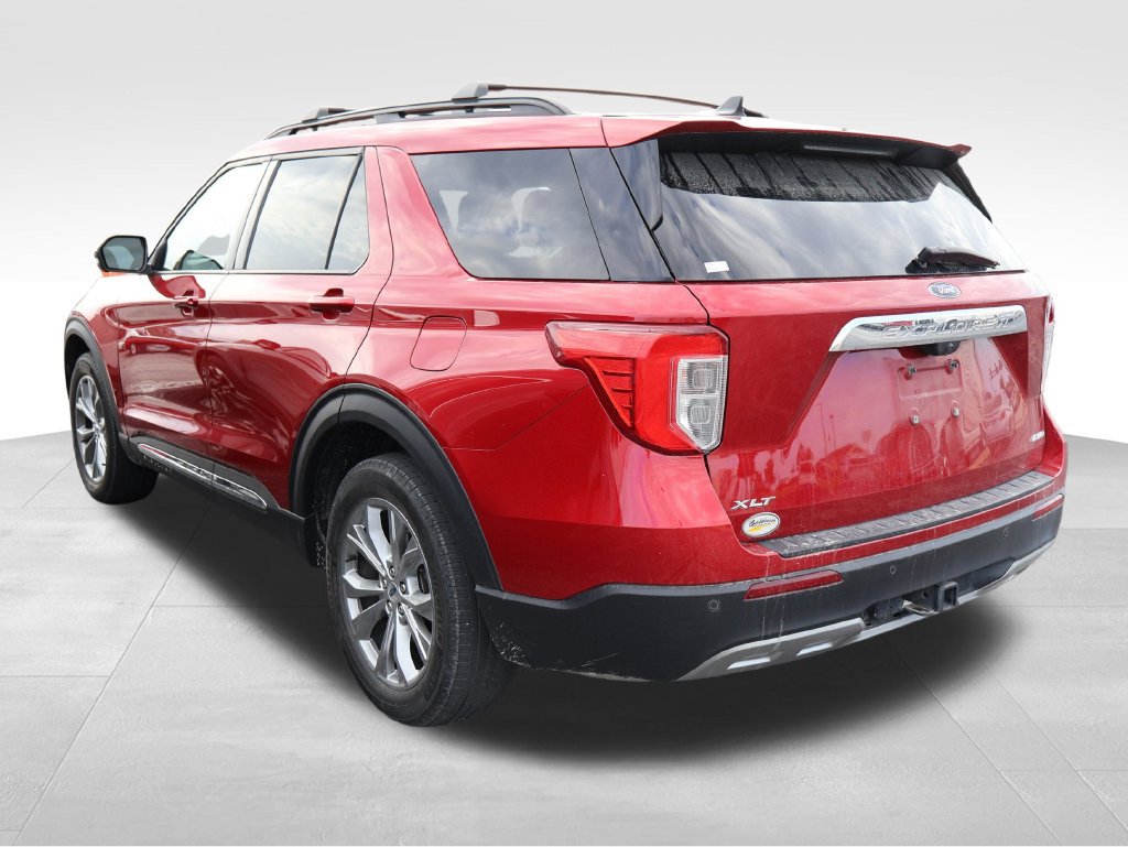 Used 2022 Ford Explorer XLT w/ Equipment Group 202A AWD/4WD image 24