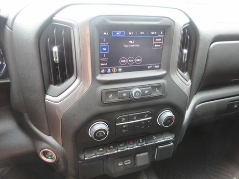 Certified 2022 Chevrolet Silverado 1500 Custom Trail Boss AWD/4WD image 29