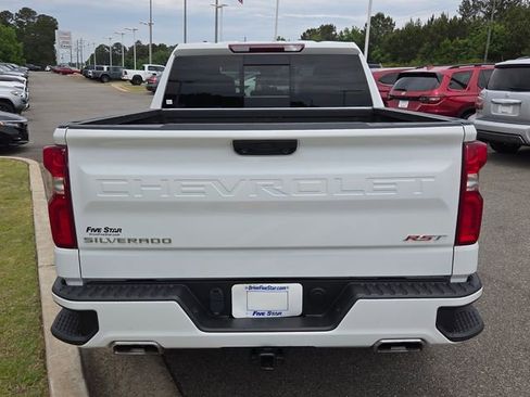 Used 2023 Chevrolet Silverado 1500 RST w/ Convenience Package II AWD/4WD image 11