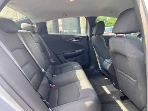 Used 2020 Chevrolet Malibu LS FWD image 25