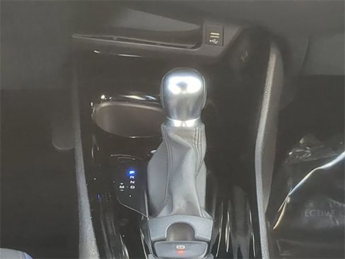 Certified 2021 Toyota C-HR XLE image 19