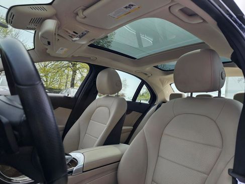 Used 2016 Mercedes-Benz C 300 4MATIC Sedan image 21