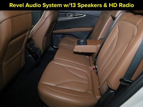 Certified 2023 Lincoln Nautilus Reserve w/ Luxury Package image 14