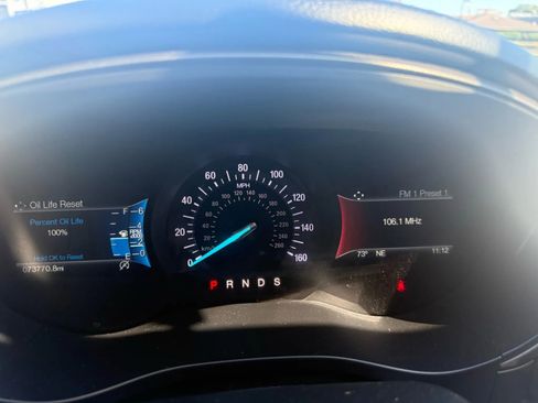 Used 2018 Ford Fusion SE w/ Fusion SE Technology Package image 10