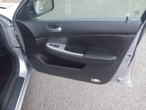Used 2003 Honda Accord EX image 23