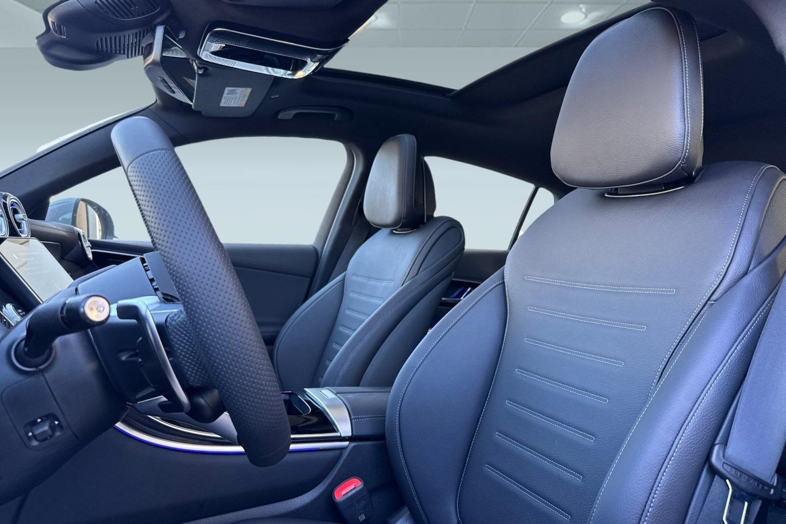 New 2026 Mercedes-Benz GLC 43 AMG 4MATIC Coupe image 4