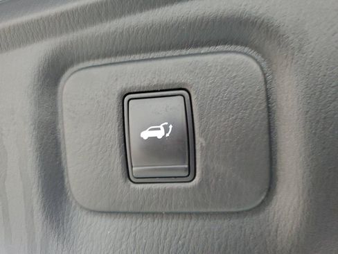 Used 2018 INFINITI QX60 FWD w/ Deluxe Technology Package image 9