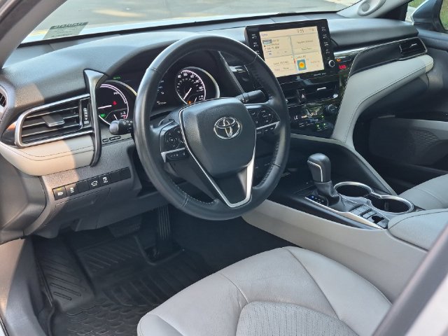 Used 2024 Toyota Camry XLE w/ Navigation Package FWD image 29