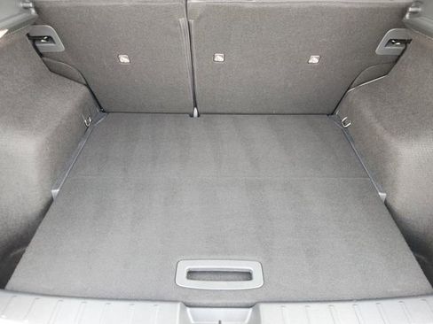 Used 2025 Nissan Kicks SV image 28