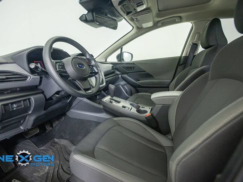 Used 2025 Subaru Crosstrek 2.5i Premium AWD/4WD image 10